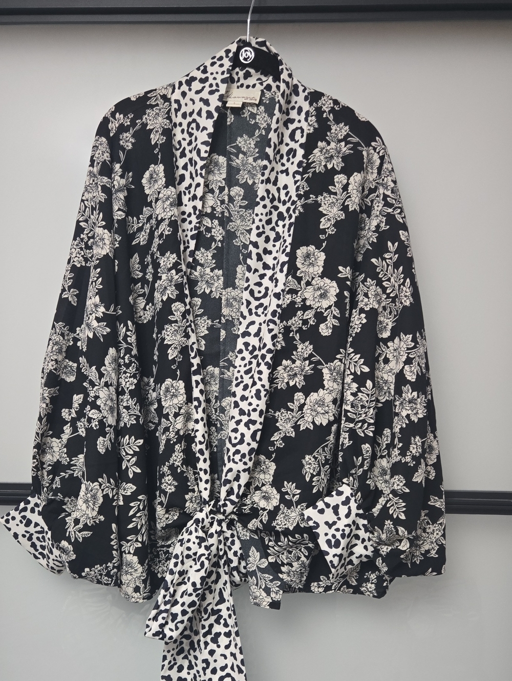 VINTAGE HAVANA TOP. SZ LARGE. CUTE!